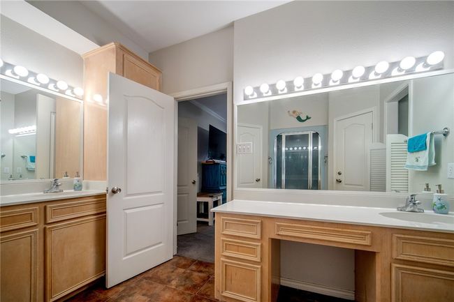 primary bathroom | Image 10