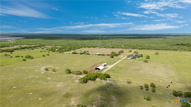 571 Fm 1360, Home with 3 bedrooms, 2 bathrooms and null parking in Woodsboro TX | Image 34