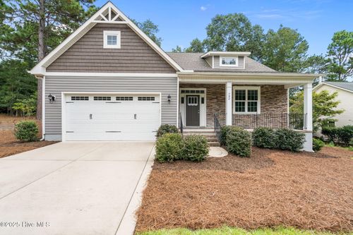 790 Burning Tree Rd, Pinehurst, NC, 28374-9339 | Card Image