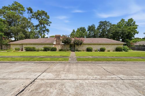 3508 Camelot St, Baytown, TX, 77521-2801 | Card Image