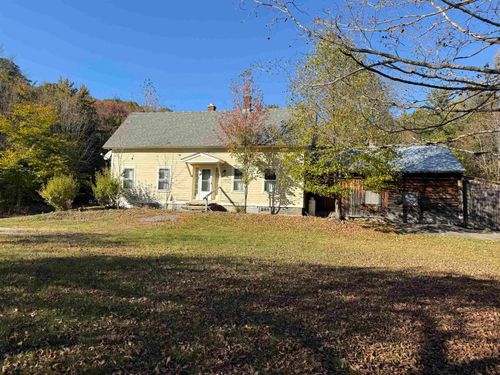 104 Karen Day Rd, Jacksonville, VT, 05342-9682 | Card Image