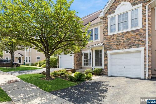 58 Magnolia Way, North Haledon, NJ, 07508-3115 | Card Image