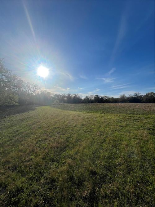 242 Private Road 1068, Hallettsville, TX, 77964-1405 | Card Image