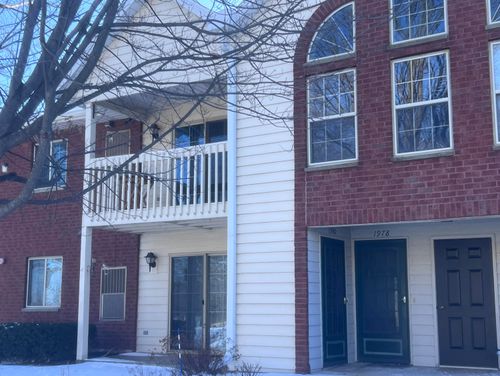 1978 Parknoll Ln, Port Washington, WI, 53074-1178 | Card Image