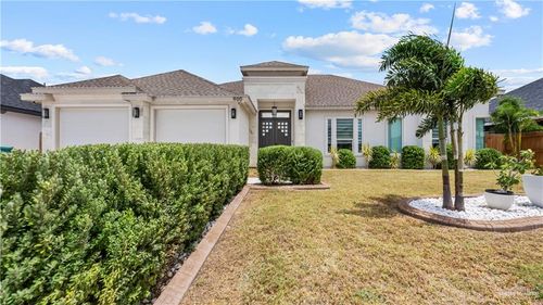 900 Bette Street, Pharr, TX, 78577 | Card Image