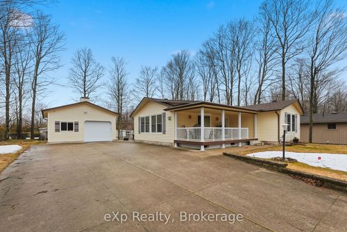 75 Lakeland Dr, Sauble Beach, ON, N0H2G0 | Card Image