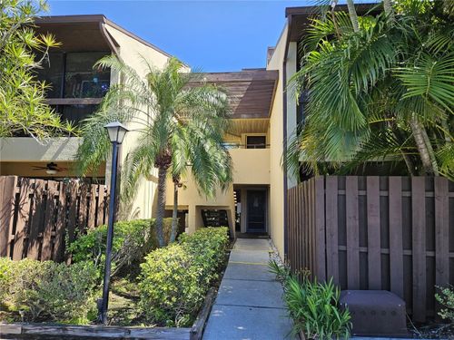 apt-104-770 Village Lake Ter N, ST PETERSBURG, FL, 33716-3138 | Card Image