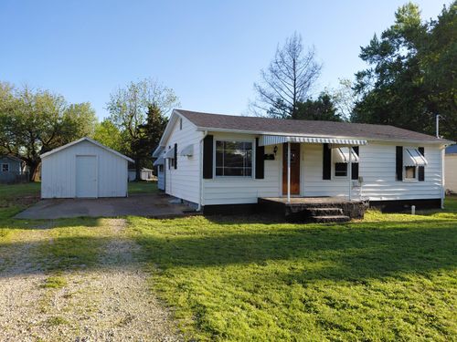 329 E Thurman Ave, Mount Vernon, MO, 65712-2033 | Card Image