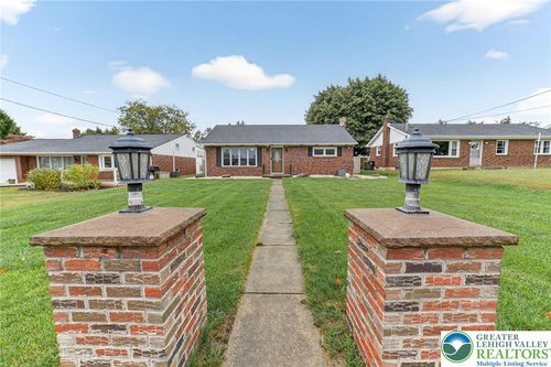 4332 Route 309, Schnecksville, PA, 18078-2512 | Card Image