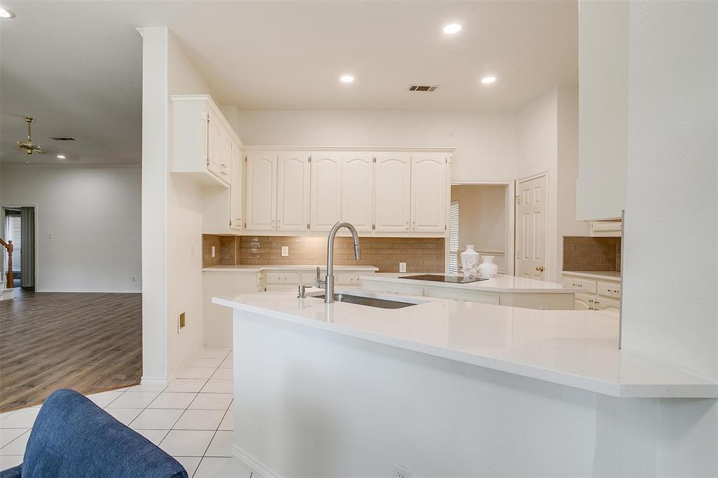 Bridlewood Ct, North Richland Hills, TX 76182
