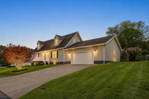 39 Glen Court, Bridgeport, WV, 26330 | Card Image