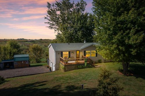 5449 County Rd E, Prescott, WI, 54021-7507 | Card Image