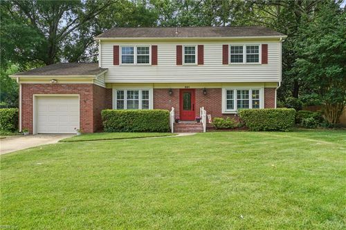 521 Kingston Dr, Virginia Beach, VA, 23452-4553 | Card Image