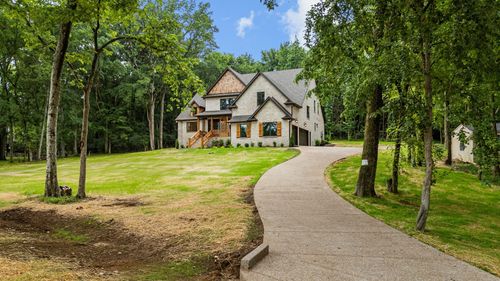 333 Burris Rd, Mt Juliet, TN, 37122-2014 | Card Image