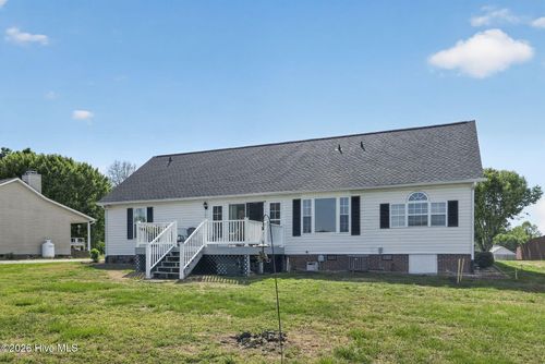 101 Erin Ln, Thomasville, NC, 27360-4454 | Card Image