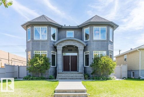 10535 80 St Nw, Edmonton, AB, T6A3J8 | Card Image