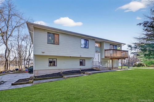 10 Pauline Ct, Spring Valley, NY, 10977-6529 | Card Image