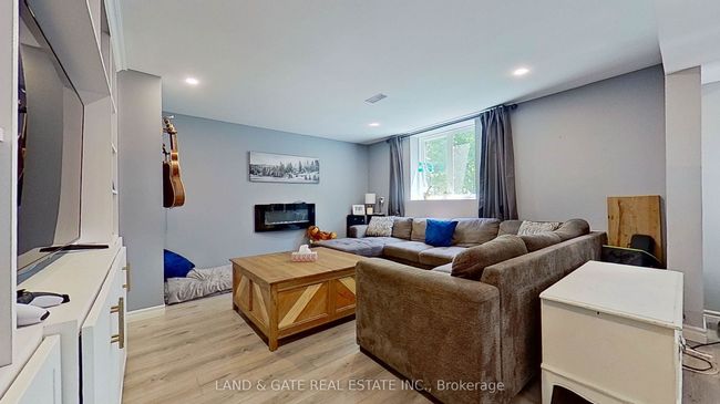 92 N Murray St, House other with 3 bedrooms, 3 bathrooms and 5 parking in Quinte West ON | Image 22
