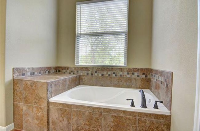 Master x-large soaking garden tub | Image 11