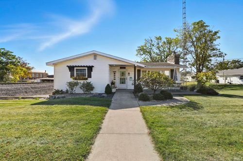 271 W High St, Montpelier, IN, 47359-1113 | Card Image