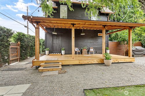 2101 H St, Bellingham, WA, 98225-3313 | Card Image