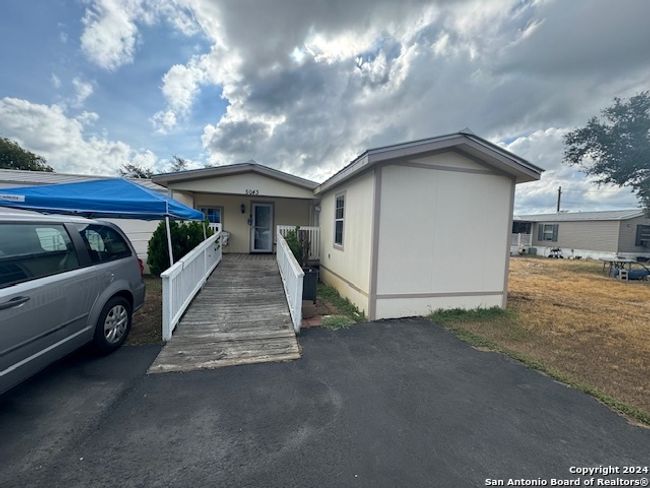 5043 Apache Moon, House other with 2 bedrooms, 2 bathrooms and null parking in Spring Branch TX | Image 4