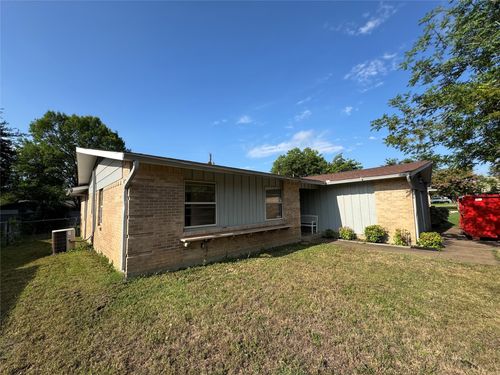 819 Wateka Way, Richardson, TX, 75080 | Card Image
