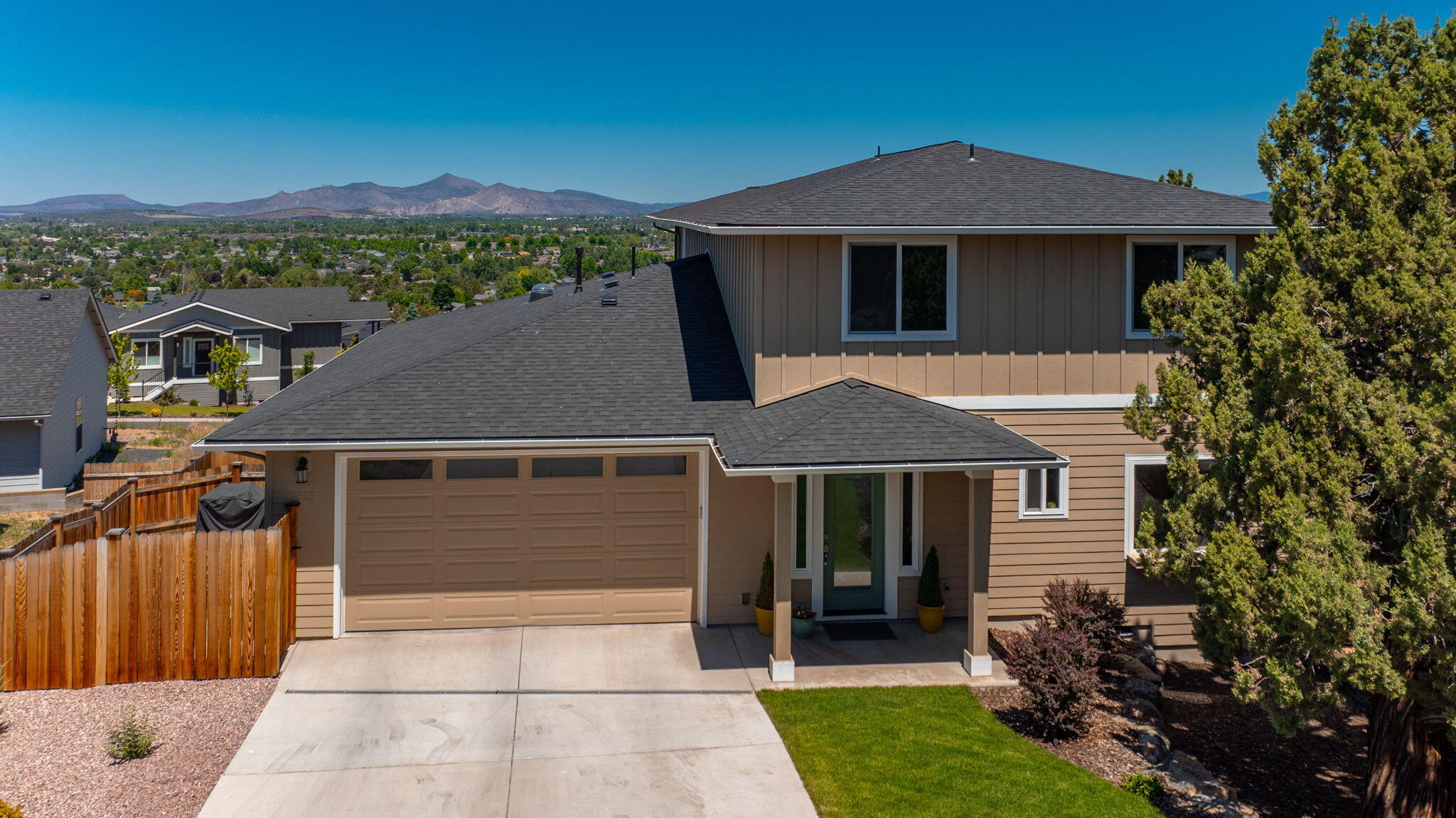 Grandview Ct, Redmond, OR 97756