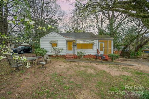 2740 Dogwood Ave, Charlotte, NC, 28206-3508 | Card Image
