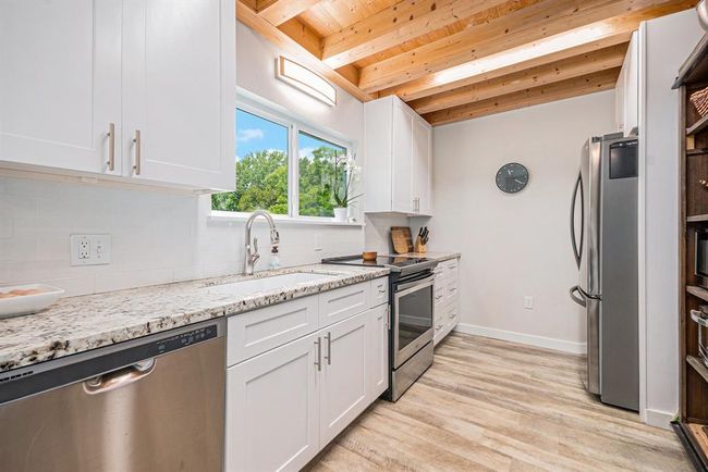 817 Bryan Ave, House other with 2 bedrooms, 2 bathrooms and 3 parking in Seabrook TX | Image 7