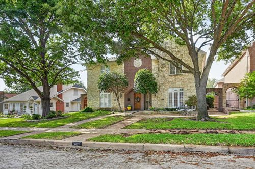 4627 Collinwood Ave, Fort Worth, TX, 76107-4160 | Card Image