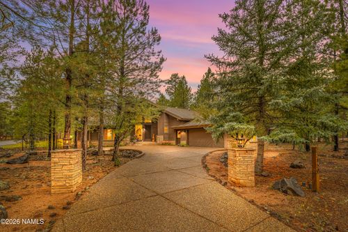 3450 Doc Raymond, Flagstaff, AZ, 86005-4323 | Card Image