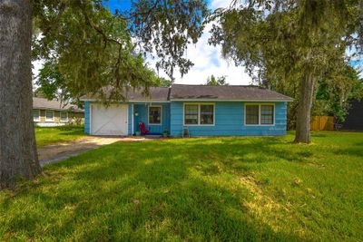 103 Laurel Street, House other with 3 bedrooms, 1 bathrooms and null parking in Lake Jackson TX | Image 1