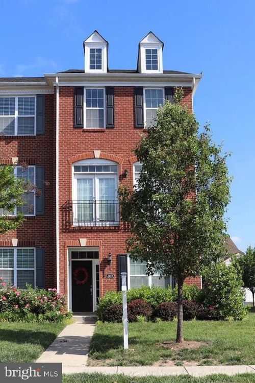 23073 Weybridge Sq, BROADLANDS, VA, 20148-7029 | Card Image