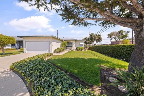 6345 Bigelow St, Lakewood, CA, 90713-1701 | Card Image