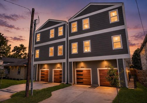 a-6530 Tuskegee St, Houston, TX, 77091-2128 | Card Image