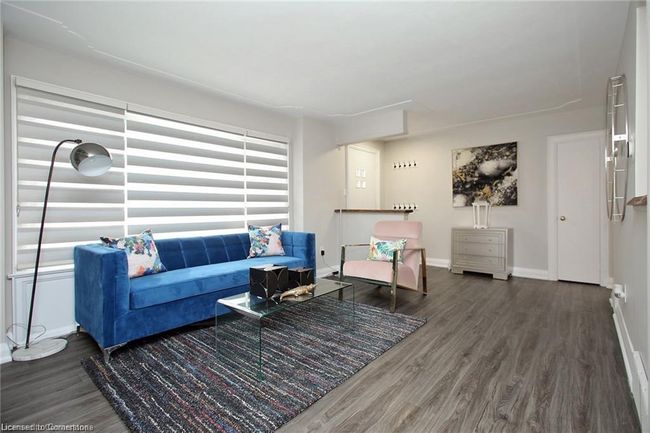 15 First St, House other with 4 bedrooms, 2 bathrooms and 5 parking in Waterdown ON | Image 5