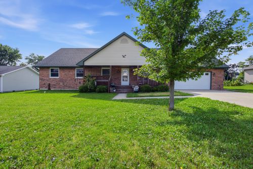 132 Mohawk Dr, Loda, IL, 60948-9695 | Card Image