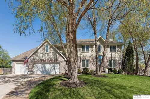 13518 Decatur Cir, Omaha, NE, 68154-3830 | Card Image