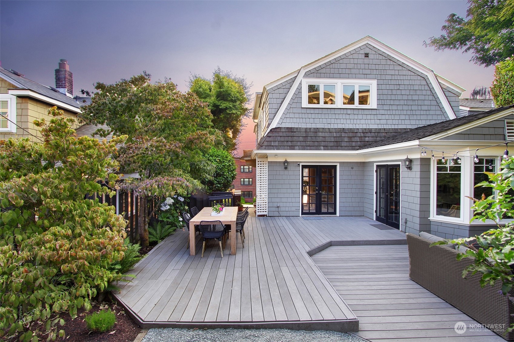 10th Ave, Seattle, WA 98119