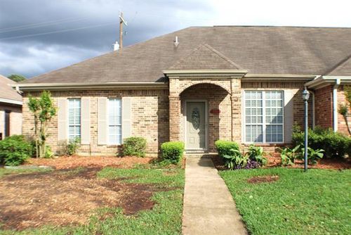 7745 Pecan Dr, Beaumont, TX, 77713-9257 | Card Image