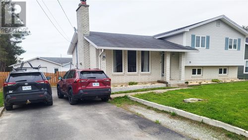 13 Birchview Dr, Pasadena, NL, A0L1K0 | Card Image