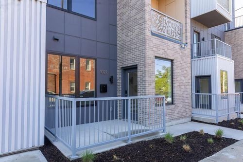 1027 Pacific St, Kansas City, MO, 64106-1245 | Card Image