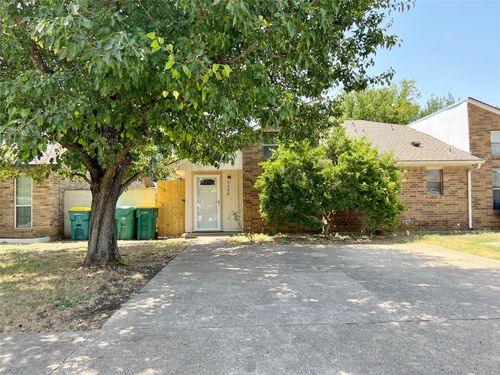 1150 Suburban St, Cedar Hill, TX, 75104-3255 | Card Image