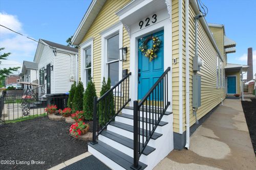 923 Mary St, Louisville, KY, 40204-2424 | Card Image