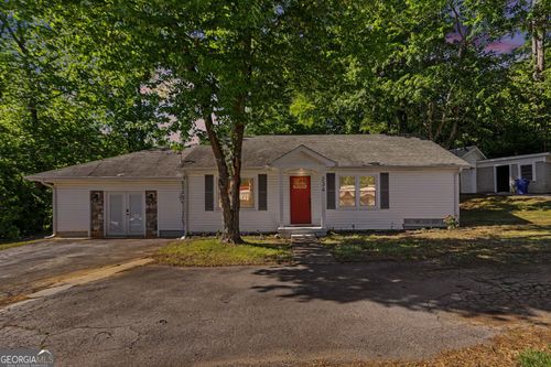 234 E Memorial Dr, dallas, GA, 30132-4322 | Card Image