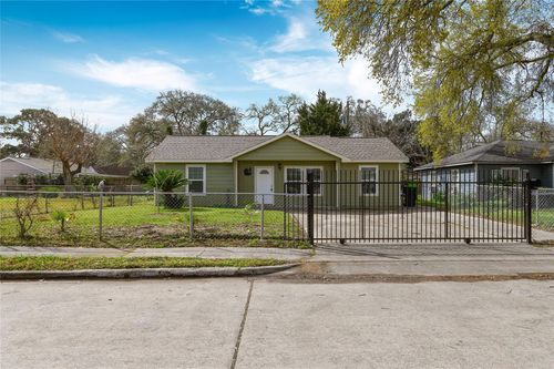 3938 Daphne St, Houston, TX, 77021-4016 | Card Image