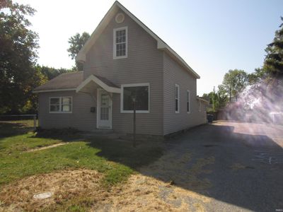 220 E Stephenson Street, House other with 3 bedrooms, 1 bathrooms and null parking in Marion IN | Image 2