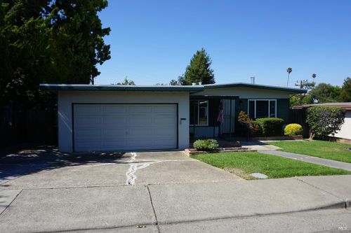 108 San Gorgonio Ave, Vallejo, CA, 94589-2723 | Card Image
