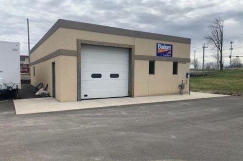 2301 69th Ave, Moline, IL, 61265-8311 | Card Image